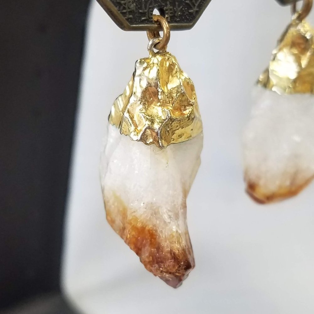 Karen Roache Unique Chinese Good Luck Crystal Clip-on Earrings - Picture 8 of 15